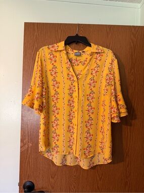 Soho Yellow Floral Button-Front Top